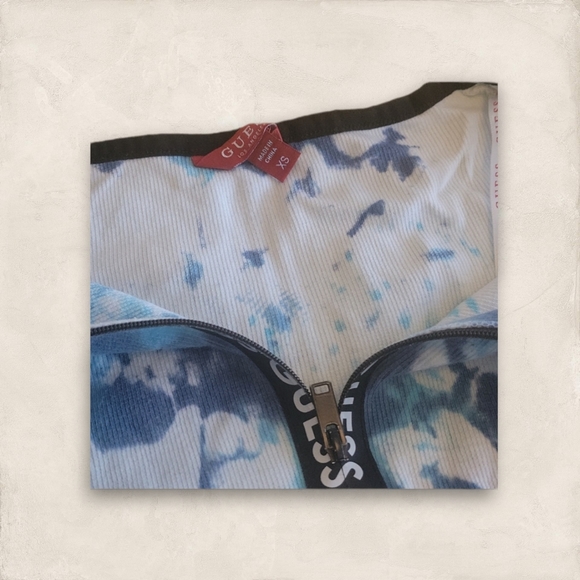 Tie Dye Guess Top - Picture 3 of 3